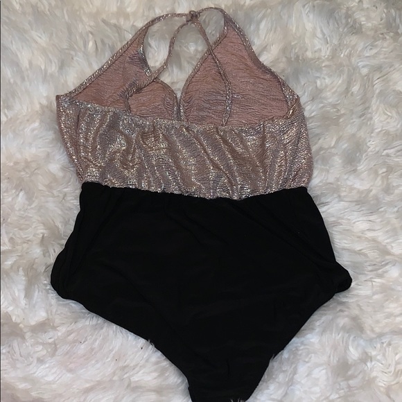 One piece 💕 - Picture 5 of 5